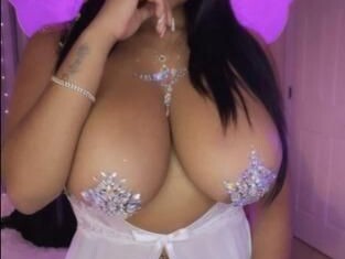 kiss2-female-escorts-in-new-york-city-ny