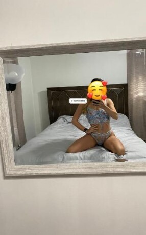cassie-julia-female-escorts-in-queens-ny-929-343-8576-big-2