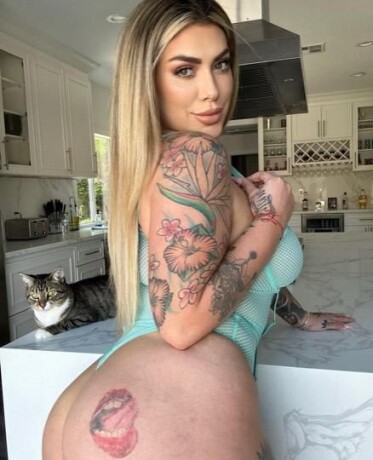 annie-female-escorts-in-california-city-ca-321-766-8816-big-0