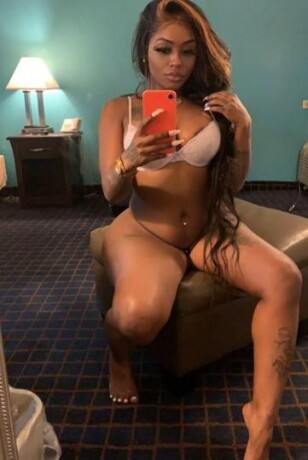 female-escorts-in-savannah-ga-706-775-8714-big-4