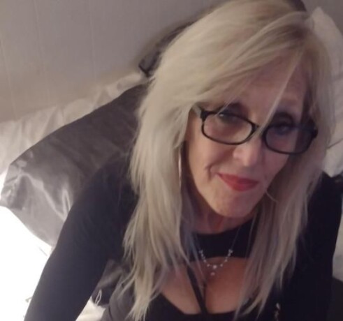 beautiful-blue-female-escorts-in-lexington-ky-859-687-4976-big-0