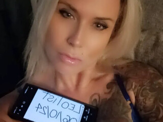 frenchi-girl-female-escorts-in-ottawa-canada