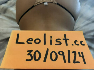 petitenewasian-female-escorts-in-markham-canada