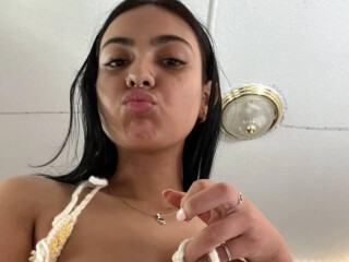 jade-female-escorts-in-sarnia-canada
