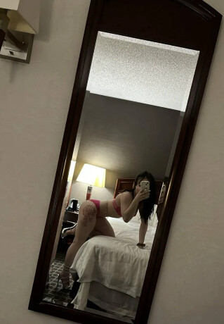 layla-female-escorts-in-grande-prairie-canada-7-802436689-big-4
