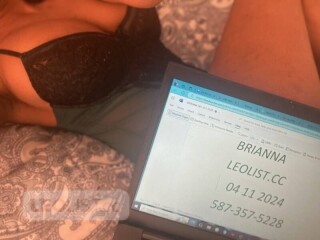 bubble-butt-slim-thick-wet-princess-open-minded-party-girl-female-escorts-in-saskatoon-canada