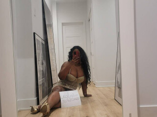 sweet-et-exotique-candiac-female-escorts-in-brossard-canada