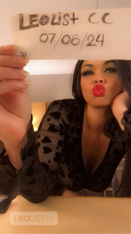 outcallincall-female-escorts-in-regina-canada-big-4