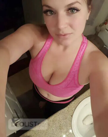 hottest-body-in-towngot-party-favorsnowhard-female-escorts-in-barrie-canada-big-0