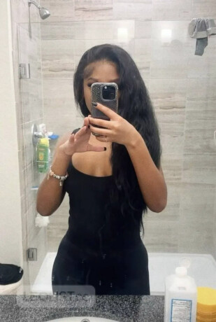 miss-ari-waiting-and-ready-to-leave-you-satisfied-female-escorts-in-halifax-canada-big-1