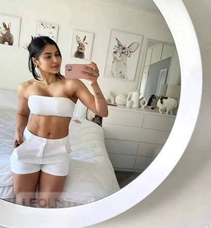 punjabi-indian-student-available-for-meet-up-female-escorts-in-brampton-canada-big-1