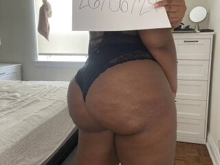 curvy-ebony-playmate-premium-onlyfans-247-online-gf-female-escorts-in-toronto-canada