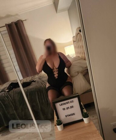 in-out-stacee-busty-curvy-38g-cup-female-escorts-in-greater-sudbury-canada-big-4