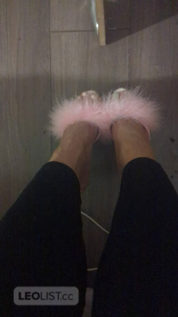 a-lheure-seulement-220h-tout-inclus-female-escorts-in-terrebonne-canada-big-1