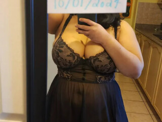 bbw-indian-25-yr-old-hindi-speaking-girl-airport-female-escorts-in-mississauga-canada