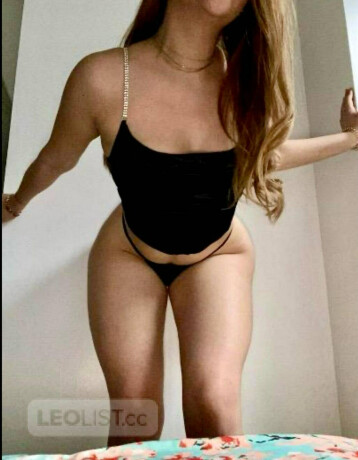 young-latinas-availabe-female-escorts-in-toronto-canada-big-0
