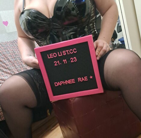 incalls-daphnee-rae-5010min-100hh-aplaymate-fs-bbbj-daty-female-escorts-in-barrie-canada-big-1