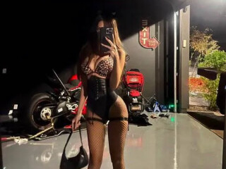 sandrine-female-escorts-in-brandon-canada-58-17020975