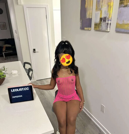 avamarie-female-escorts-in-guelph-canada-2898041203-big-3