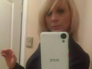 joelynne-female-escorts-in-kingston-canada-61-32095953