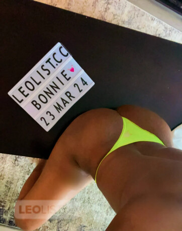 only-here-till-monday-cccumm-play-with-me-female-escorts-in-vancouver-canada-big-4