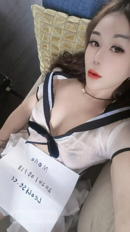 sexy-korean-mona-pamper-you-like-a-king-female-escorts-in-halifax-canada-big-4