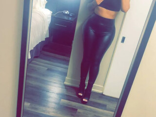 kennedy-king-female-escorts-in-oakville-canada-64-7-914-4811