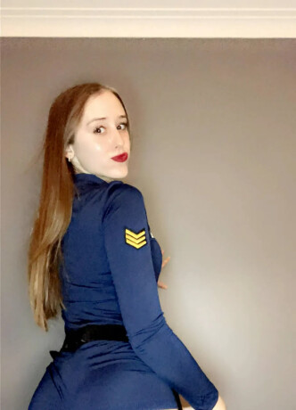 bella-female-escorts-in-brampton-canada-7-058224096-big-3