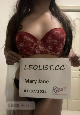 mary-jane-at-rizas-female-escorts-in-richmond-canada-big-4