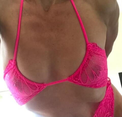 jane-female-escorts-in-edmonton-canada-1-587-357-5369-big-3