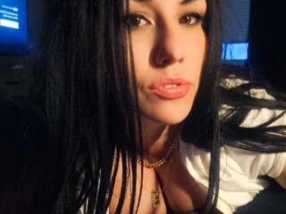 midnight-madness-female-escorts-in-edmonton-canada
