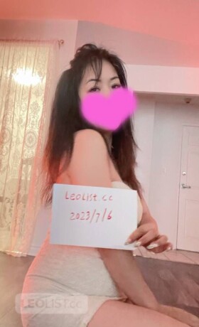 naina-5197811095-female-escorts-in-burlington-canada-big-2