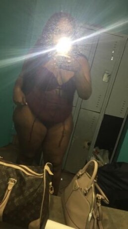 selia-female-escorts-in-montreal-canada-1-514-216-9122-big-4
