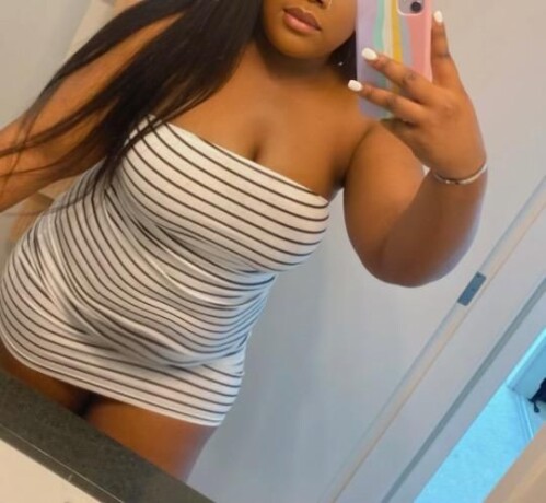 chloe-female-escorts-in-victoria-canada-1-647-498-9226-big-1