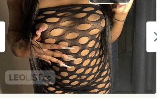 lily-female-escorts-in-kitchener-canada-1-647-556-4876-big-3