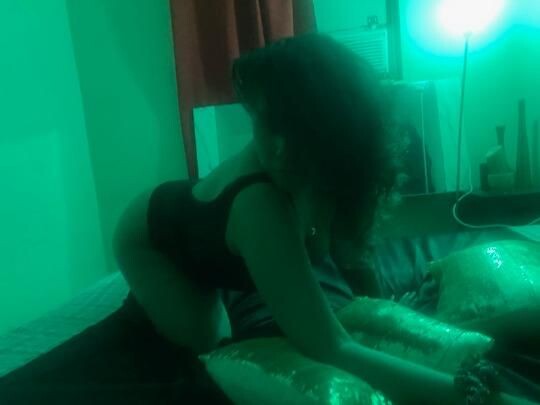 victoria-female-escorts-in-london-canada-1-226-919-4325-big-2