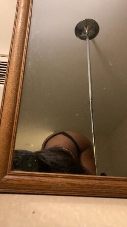 lily-female-escorts-in-kitchener-canada-1-647-556-4876-big-1