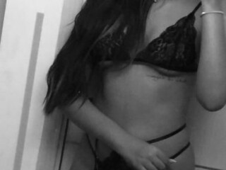 sarah-female-escorts-in-toronto-canada-1-647-571-9219