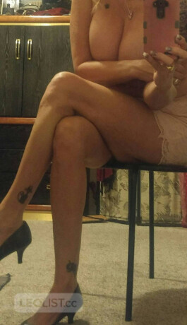 jennifer-female-escorts-in-kelowna-canada-big-2