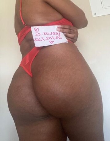 alyssa-female-escorts-in-toronto-canada-1-647-492-4643-big-2
