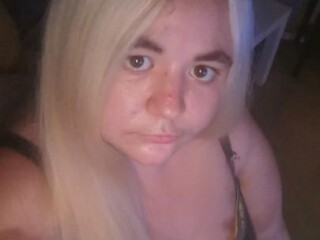 kyrsten-female-escorts-in-edmonton-canada-1-587-989-9913