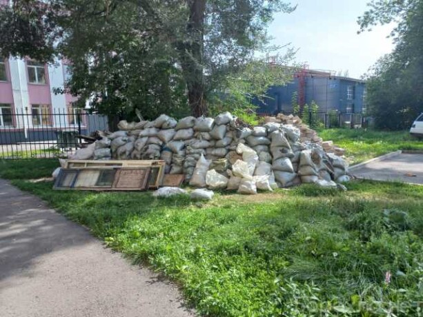 uborka-snega-s-k-krys-domov-i-td-v-ceboksarax-predlozenie-uslugi-v-obieiavlenii-u27315308-na-baraxlanet-big-1