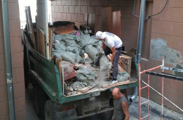 vyvoz-stroitelnogo-musorastaroi-mebeli-v-magnitogorske-predlozenie-uslugi-v-obieiavlenii-u26747294-na-baraxlanet-big-3