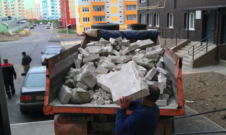 vyvoz-musora-gazel-kamaz-samosval-v-omske-predlozenie-uslugi-v-obieiavlenii-u17829653-6534543-na-baraxlanet-big-2
