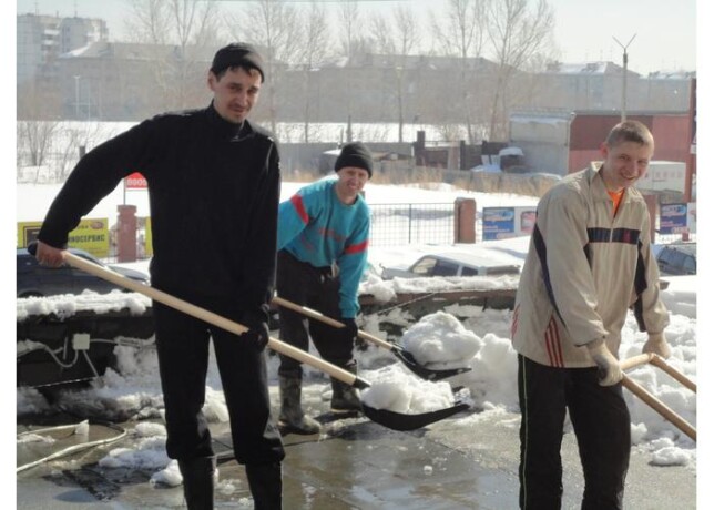 uborka-territorii-snega-vyvoz-musora-v-kolomne-predlozenie-uslugi-v-obieiavlenii-u15534859-5995755-na-baraxlanet-big-2