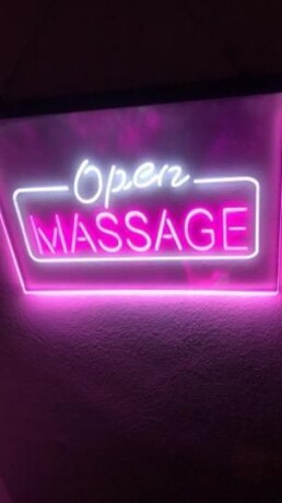 female-escorts-in-valdosta-ga-470-466-3420-big-0