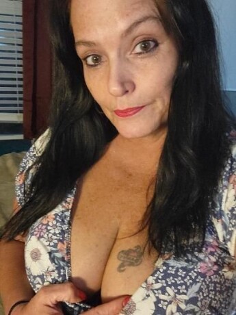 female-escorts-in-elmira-ny-917-636-1443-big-0