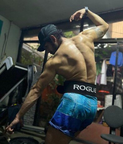 lucky-gay-escort-in-tokyo-japan-63-936-253-7901-big-1