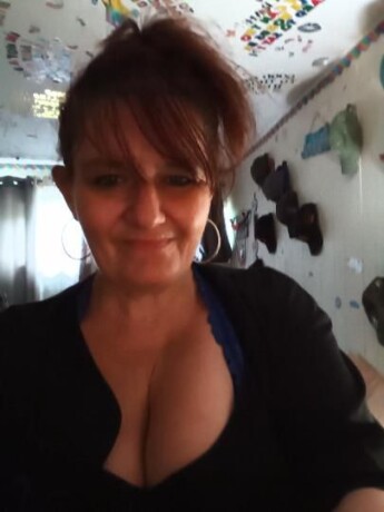 eyes-female-escorts-in-chicago-il-312-690-0853-big-2