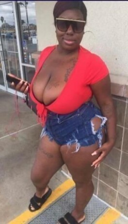 dimplez-shemale-escort-in-brooklyn-ny-678-559-3203-big-0